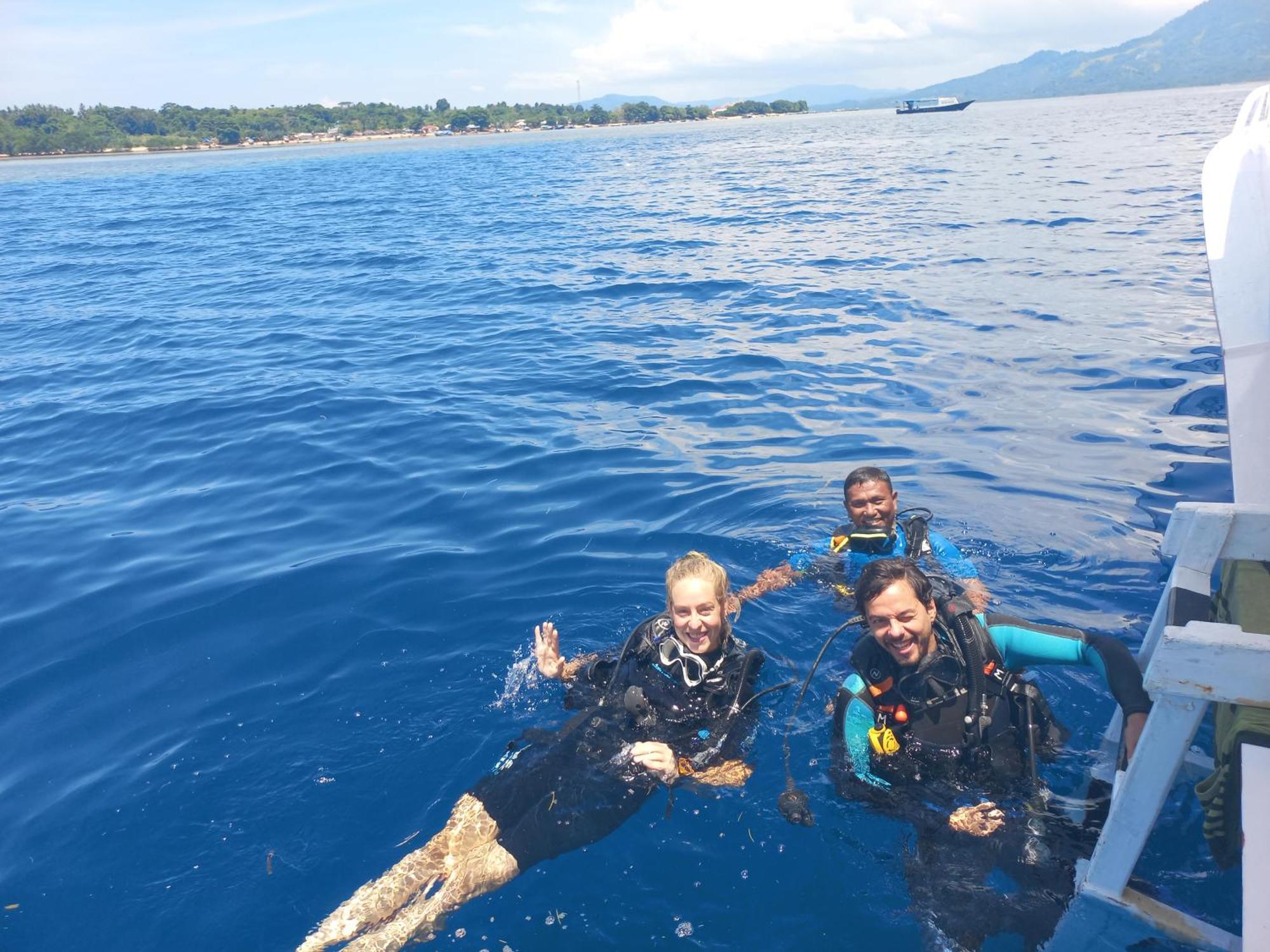 4 Sisters Divers Bunaken Exterior photo