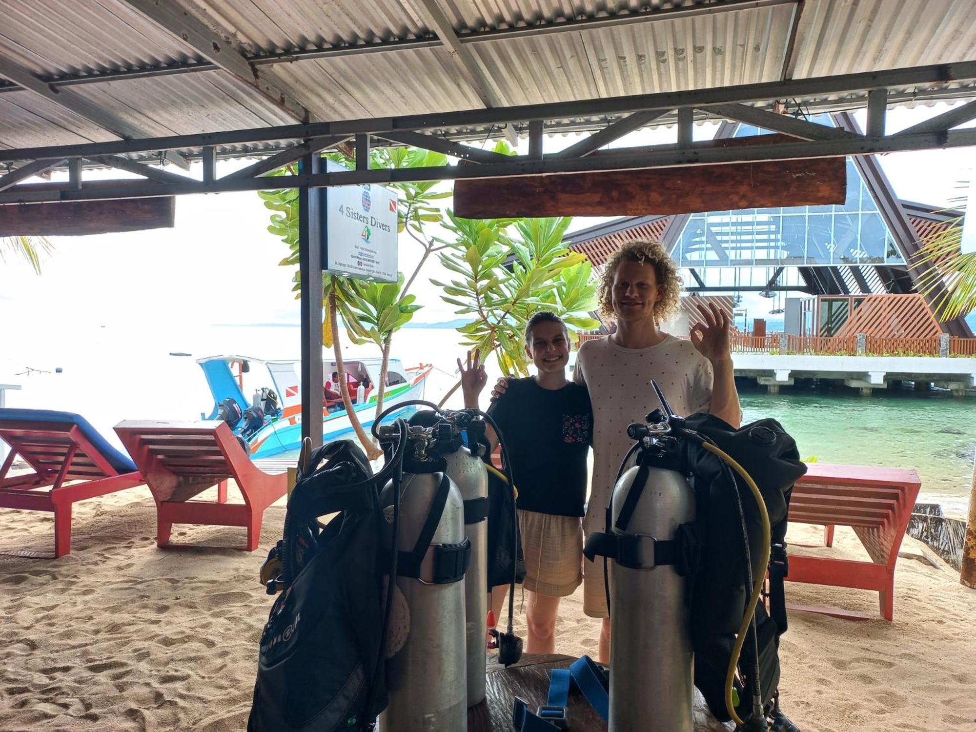 4 Sisters Divers Bunaken Exterior photo