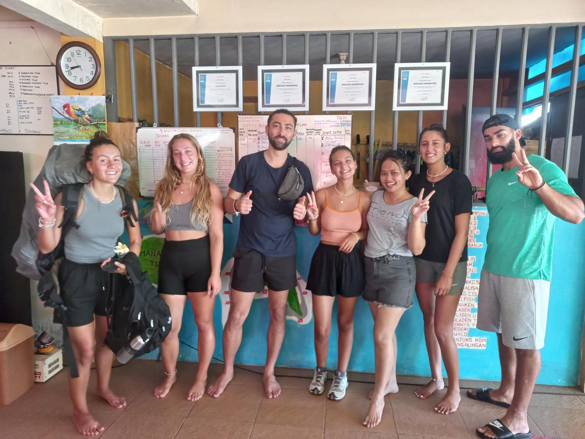 4 Sisters Divers Bunaken Exterior photo