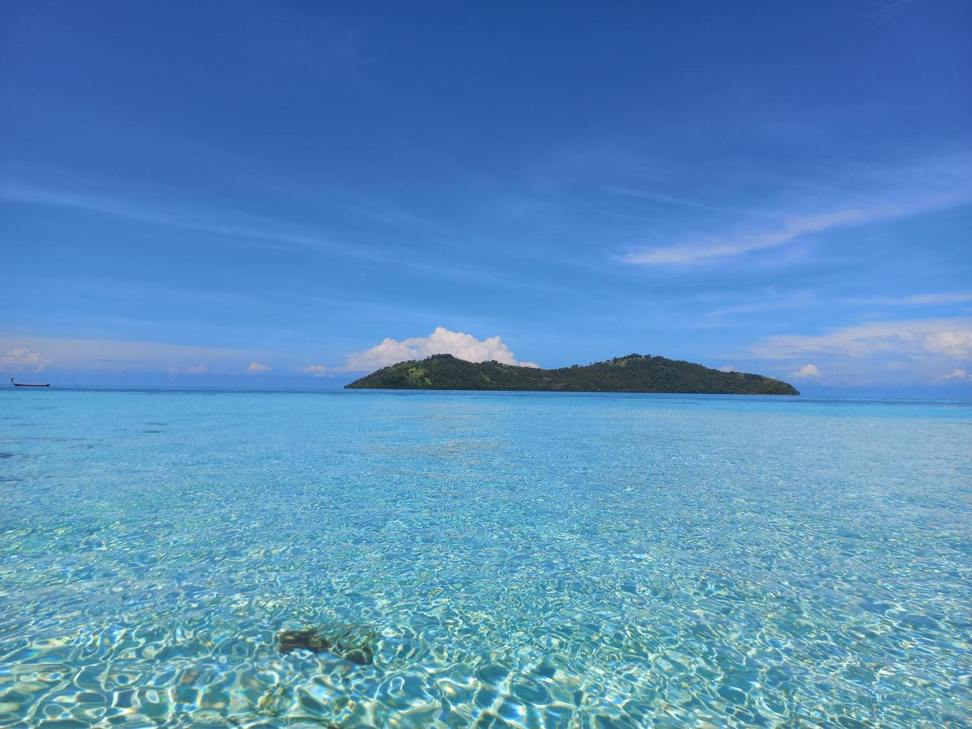 4 Sisters Divers Bunaken Exterior photo